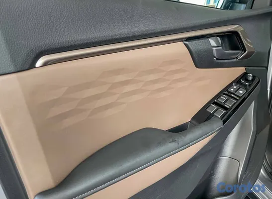 2026 Isuzu Dmax — foto 9 / 12
