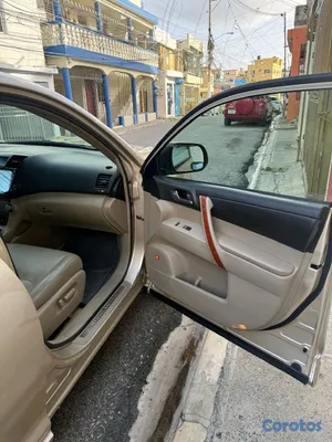 2010 Toyota Highlander — foto 2 / 11