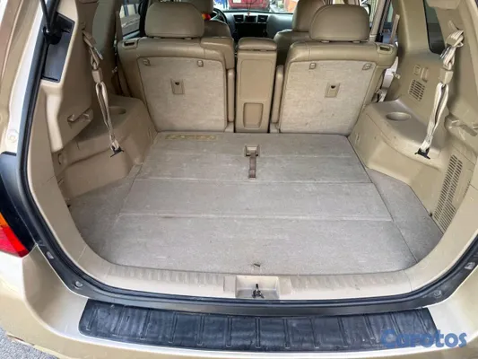 2010 Toyota Highlander — foto 10 / 11