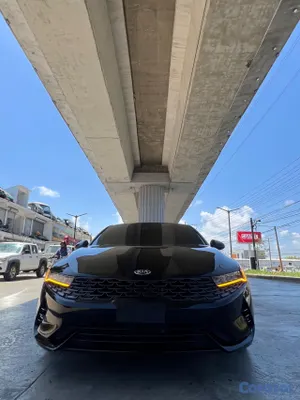 2021 Kia Optima — foto 2 / 5