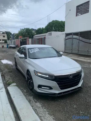 2018 Honda Accord — foto 3 / 19