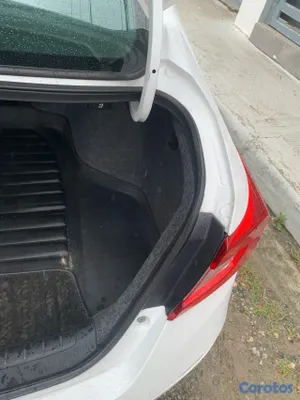 2018 Honda Accord — foto 17 / 19