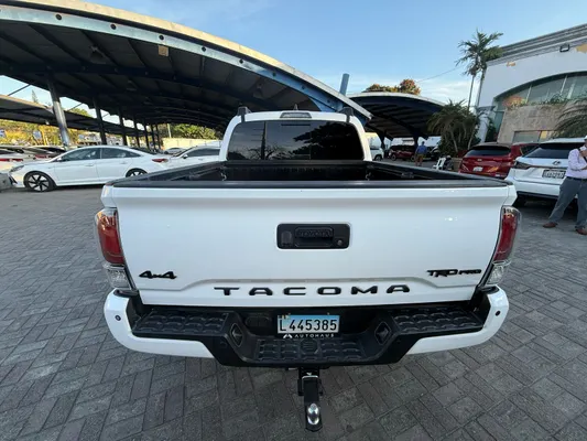 2020 Toyota Tacoma — foto 2 / 10