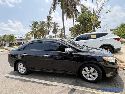 2010 Toyota Corolla — foto 4 / 9