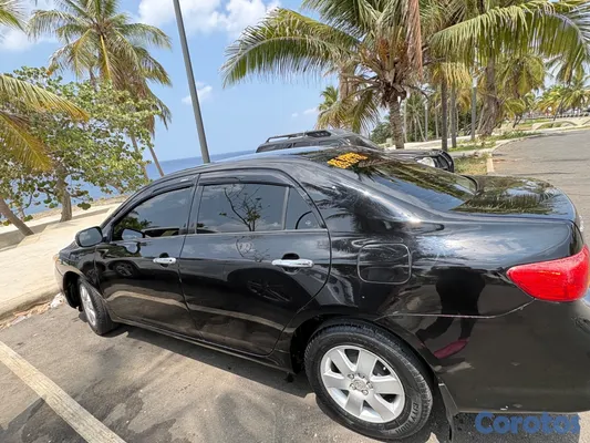 2010 Toyota Corolla — foto 8 / 9