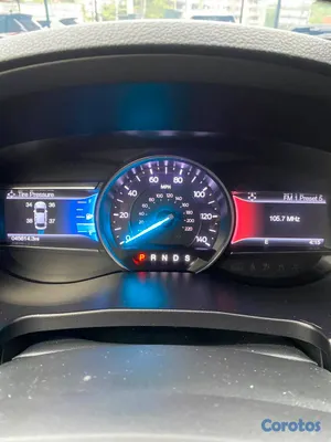 2017 Ford Explorer — foto 8 / 16