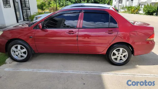 2007 Mitsubishi Lancer — foto 9 / 10