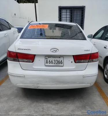2010 Hyundai Sonata — foto 2 / 5