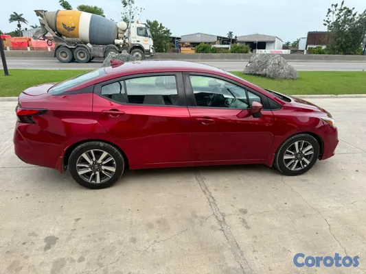 2020 Nissan Sentra — foto 5 / 6