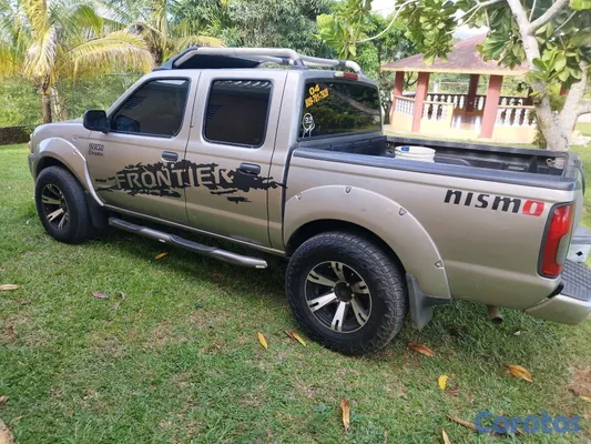 2004 Nissan Frontier — foto 2 / 7
