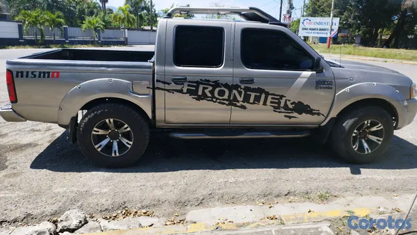 2004 Nissan Frontier — foto 7 / 7