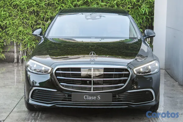 2026 Mercedes-Benz Clase S 500L — foto 3 / 12
