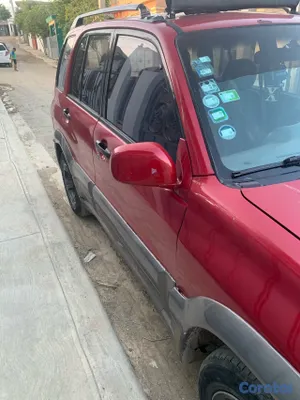 1999 Suzuki Vitara — foto 4 / 5