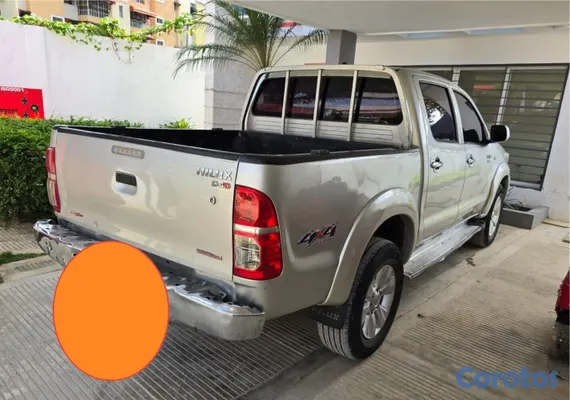 2015 Toyota Hilux — foto 5 / 6