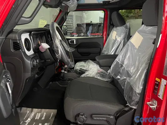 2026 Jeep Wrangler — foto 6 / 10
