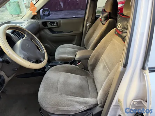2004 Hyundai Santa Fe — foto 3 / 8