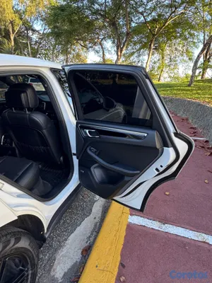 2019 Porsche Macan — foto 11 / 15