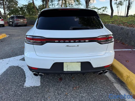 2019 Porsche Macan — foto 13 / 15