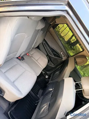 2017 Hyundai Santa Fe — foto 5 / 11