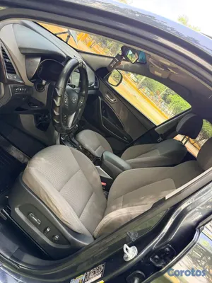 2017 Hyundai Santa Fe — foto 6 / 11