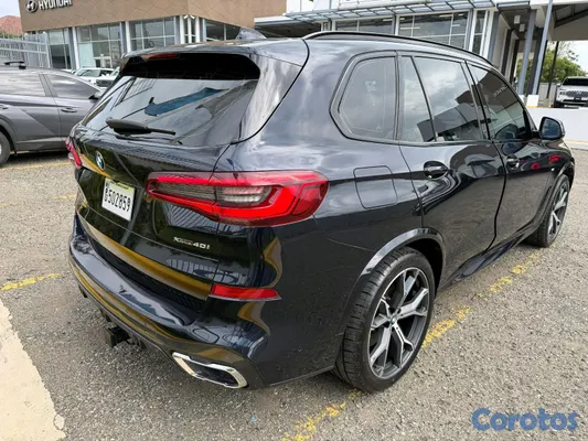 2020 BMW X5 — foto 7 / 10