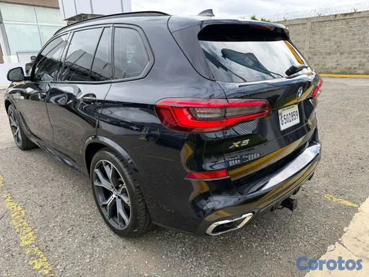 2020 BMW X5 — foto 9 / 10