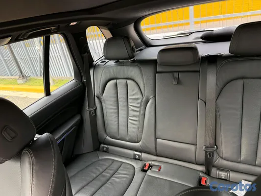 2020 BMW X5 — foto 10 / 10