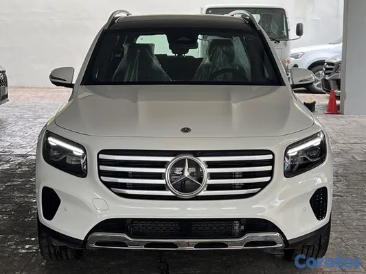 2026 Mercedes-Benz Clase GLB — foto 4 / 13