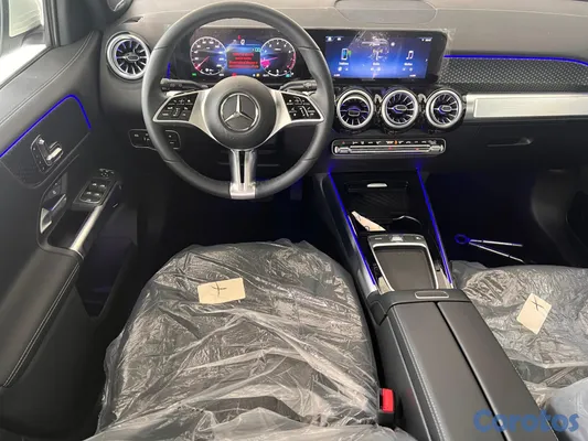 2026 Mercedes-Benz Clase GLB — foto 10 / 13