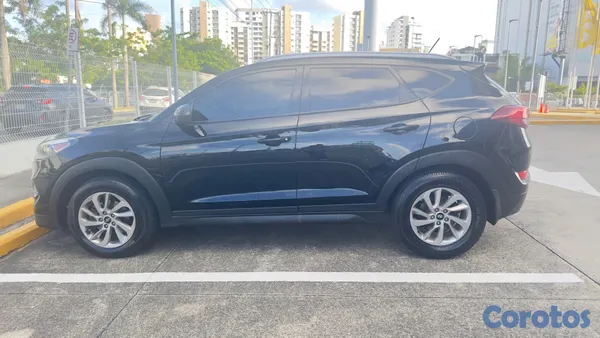 2017 Hyundai Tucson — foto 2 / 10