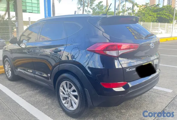 2017 Hyundai Tucson — foto 4 / 10