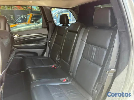 2011 Jeep Grand Cherokee — foto 10 / 11