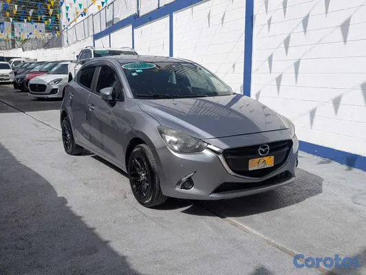 2017 Mazda Demio — foto 3 / 12