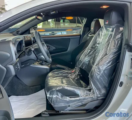 2026 Toyota Otro — foto 5 / 13