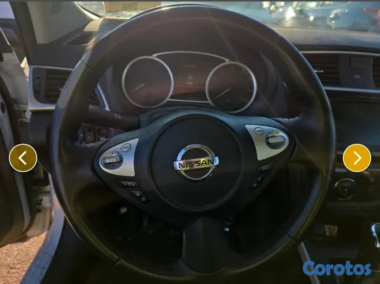2019 Nissan Sentra — foto 9 / 10