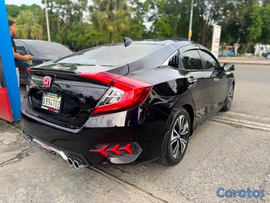 2017 Honda Civic — foto 4 / 11