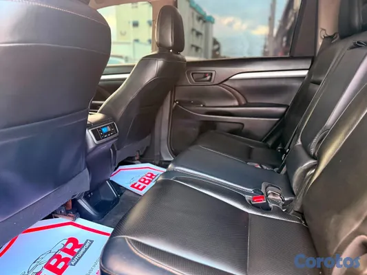 2018 Toyota Highlander — foto 8 / 8