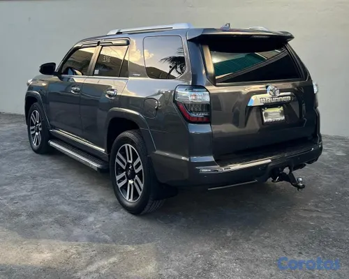 2021 Toyota 4 Runner — foto 4 / 11