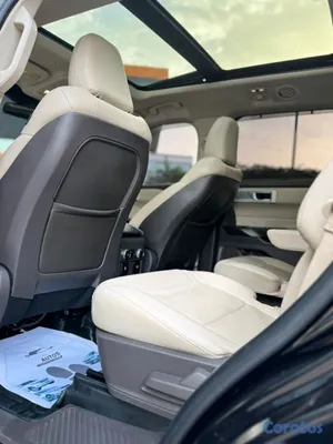 2020 Ford Explorer — foto 2 / 14