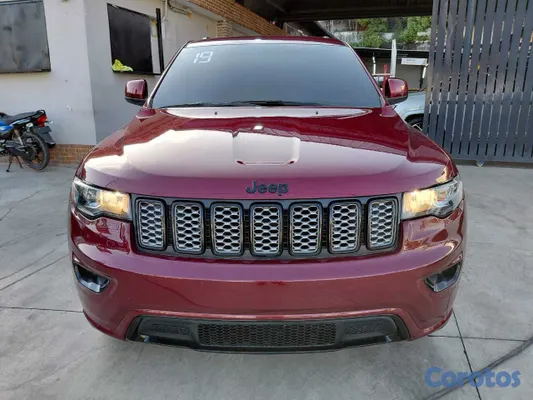 2019 Jeep Grand Cherokee — foto 2 / 10