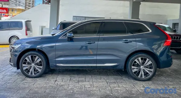 2022 Volvo Xc60 — foto 4 / 12