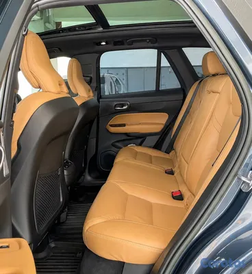 2022 Volvo Xc60 — foto 9 / 12