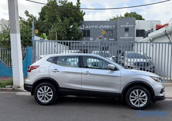 2020 Nissan Rogue — foto 3 / 10