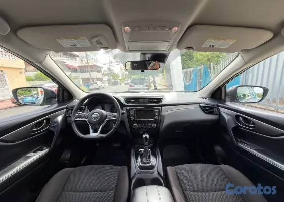 2020 Nissan Rogue — foto 4 / 10