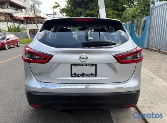 2020 Nissan Rogue — foto 7 / 10
