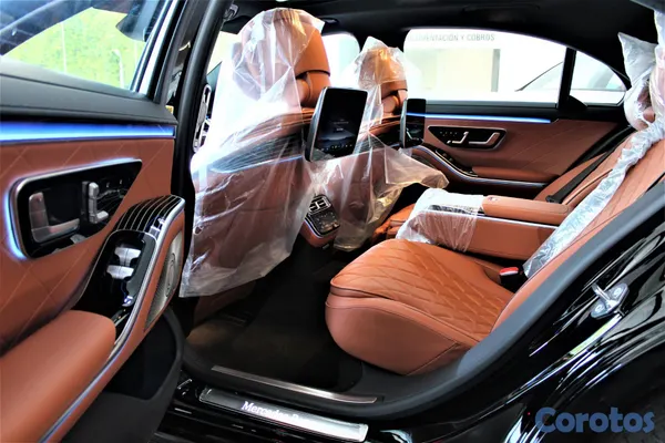 2026 Mercedes-Benz Clase S 500 AMG — foto 8 / 11