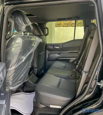 2026 Toyota Land Cruiser Prado — foto 9 / 11
