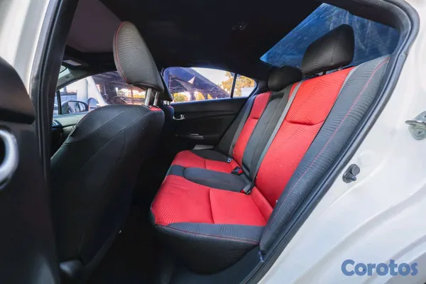 2013 Honda Civic — foto 12 / 12