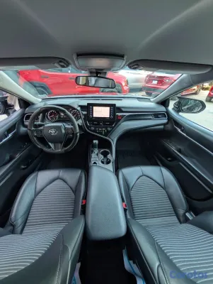 2022 Toyota Camry — foto 9 / 16