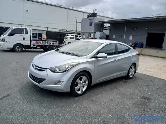 2012 Hyundai Elantra — foto 2 / 12